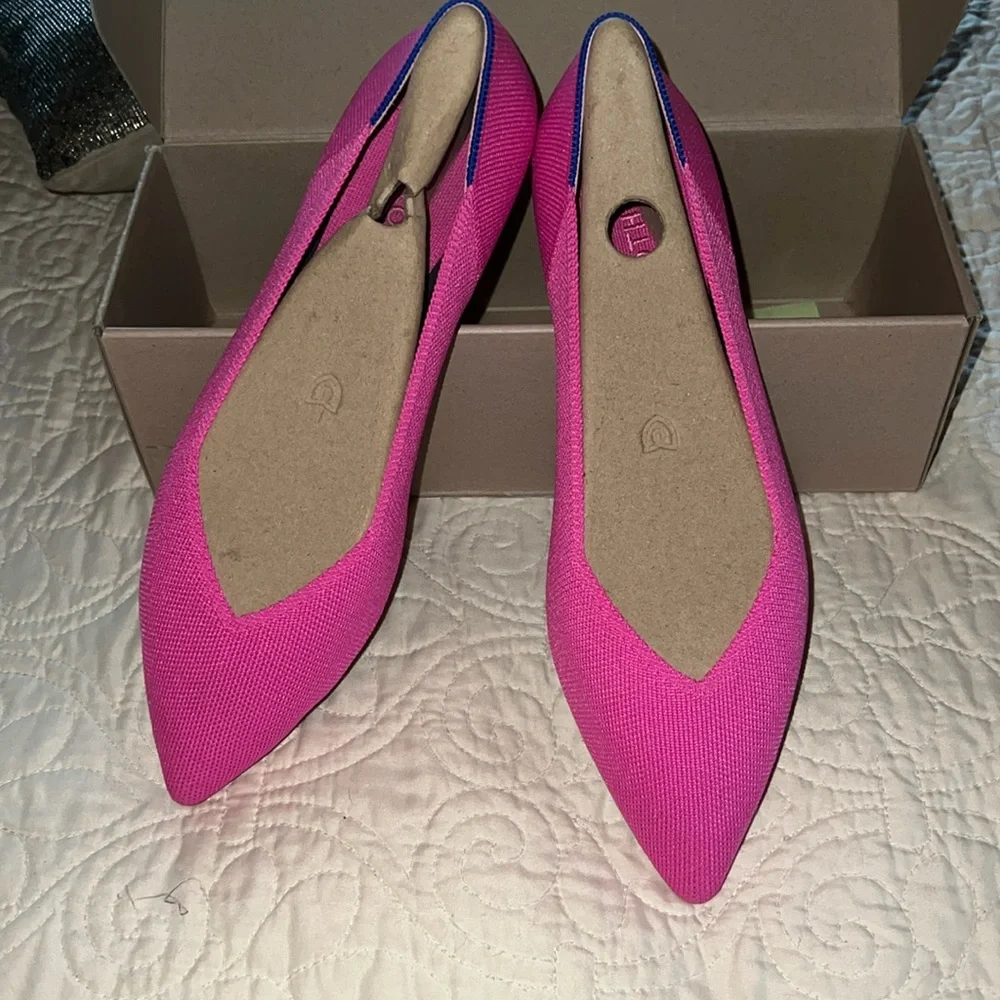 Stylish Pink Women's Flats - Picture 3 of 9